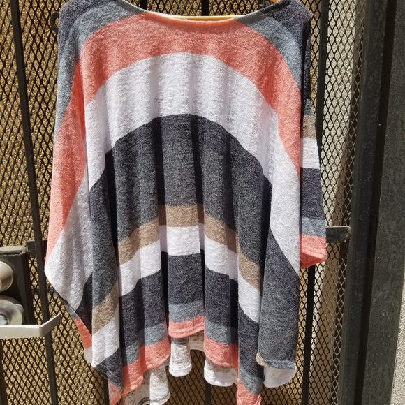 Poncho - Picture 2 of 2